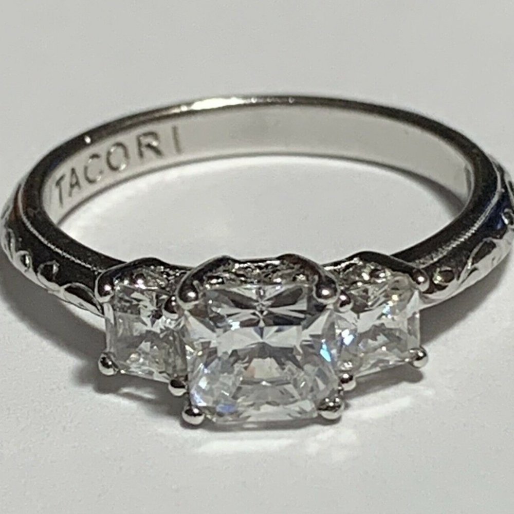 TACORI Diamonique Epiphany Ring size 6.75